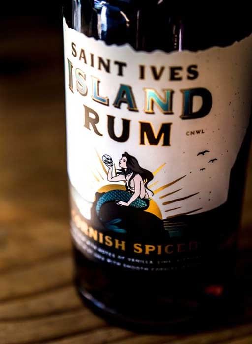 ST IVES ISLAND RUM - RHUM ÉPICÉ DE CORNISH — The Rum Company